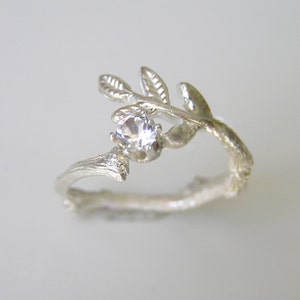 Twig and Leaf Sterling Silver Ring with Round Cut White Topaz. Nature jewelry. Unique Engagement Ring. Alternative Engagement Ring.