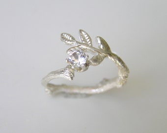 Twig and Leaf Sterling Silver Ring with Round Cut White Topaz. Nature jewelry. Unique Engagement Ring. Alternative Engagement Ring.