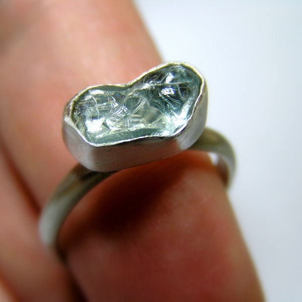 Heart shaped rough aquamarine sterling silver ring.