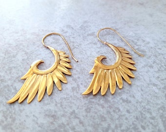 Brass wing earrings. Boho brass earrings. Modern gold earrings.