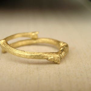 Gold branch ring. 14k gold twig ring. Botanical jewelry. Elvish gold  twig ring. Handcrafted solid gold ring.