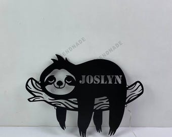 Letrero metálico personalizado de perezoso con luz LED – Arte mural de perezoso adorable – Decoración de perezoso – Letrero divertido de perezoso para habitación – Regalo personalizado para amantes de los animales
