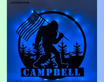 Letrero de metal con la bandera estadounidense de Bigfoot personalizado, luz de metal con la bandera estadounidense, luz LED con la bandera estadounidense, arte de pared de metal con la bandera estadounidense, decoración de pared para el hogar con la bandera estadounidense