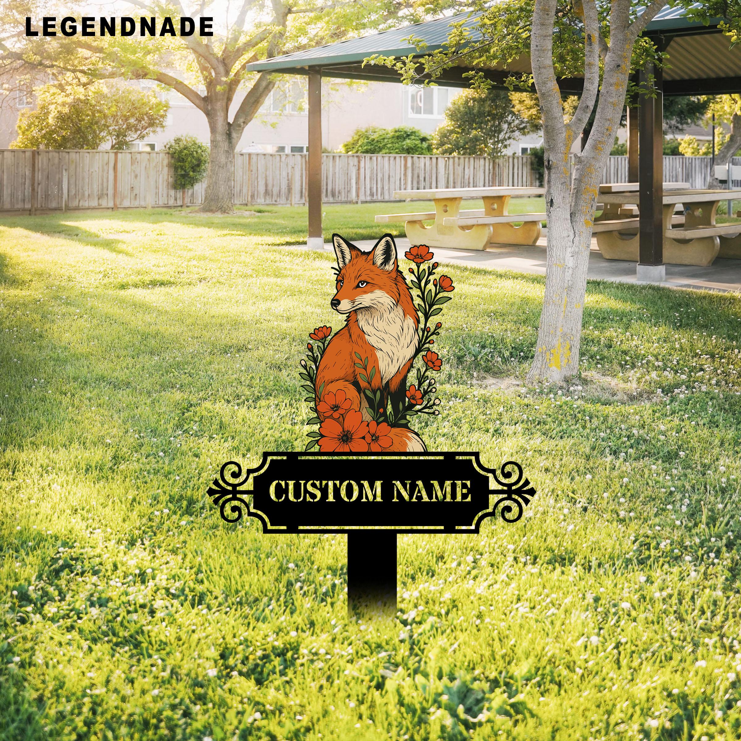 アメリカン・フォークアート、ウルフクリーク製木製3体+1体セット USA製 Personalized Metal Fox Garden Stake, Custom Name Memorial Plaque