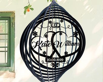 Cata-vento personalizado para aniversário, placa personalizada com nome e ano do casal, cata-vento para jardim externo para meninas, aniversário, decoração de noivado
