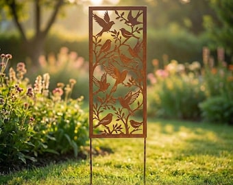 Personalized Birds Metal Garden Panel, Farmhouse Rustic Steel Screen, Outdoor Bird Decoration for Patio & Garden Fence