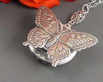 Collar con medallón de mariposa plateada para fotos: Joyería steampunk floral antigua