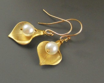 Golden Earrings Dangle Earrings 14 K Gold Filled Calla Lilly, Earrings Calla Lily, Pearl Earrings, Calla Earrings Calla Lily Jewelry