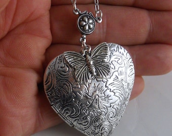 Locket Necklace Antique Silver Photo Locket Large Heart Locket, Locket For Her, Mother, Sister, Daughter, Brides, Weddings, Gift Valentine