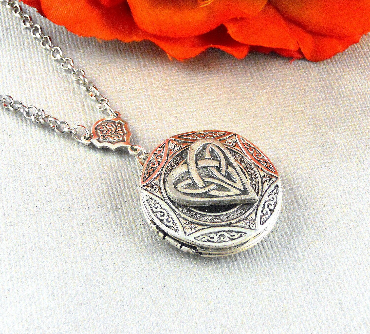 Heart Celtic Knot Locket Silver Locket Valentine Trinity Etsy