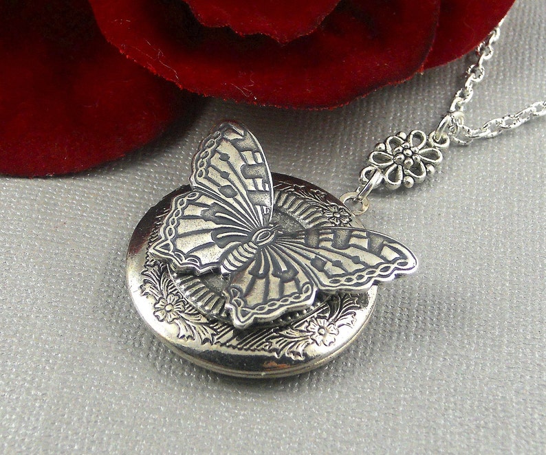 Silver Butterfly locket, butterfly necklace, butterfly jewelry, butterfly Locket, round Butterfly Locket- Butterfly Effect 