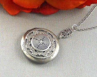 Custom Photo Labyrinth Locket, Silver, labyrinth, Spiritual Jewelry, Labyrinth Necklace, Religious Locket  metaphysical, Medieval Maze Gift