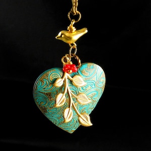 Personalized Photo Locket Necklace Pendant Large Locket Bronze Bohemian Heart Shaped Vintage Locket Patina Brass Locket Bird Red Woodland