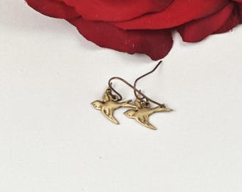 Earrings, Bohemian Earrings, Bird Earrings, Sparrow Earrings, Vintage Brass Swallow Earrings, Bird Jewelry, Boho Earrings, Bronze Earrings