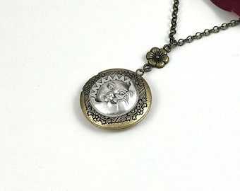 Fotos Luna Luna creciente y Sol Collar Colgante Estilo Vintage Joyas Galaxia Medallón Espacio Estrellas Planeta Espacio exterior Celestial