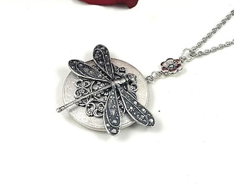 Collar con medallón de libélula de plata, filigrana de copo de nieve estilo steampunk, 38 mm