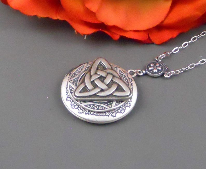 Holy Locket Pattern Photo Heart Celtic Knot Locket, Silver Trinity Pendant Mother Her Gift ...