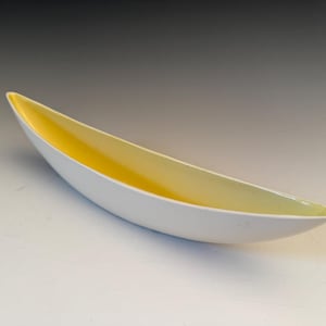 Vintage Czechoslovakian Porcelain Banana Boat Dish MCM Modern Art Pottery Ceramics