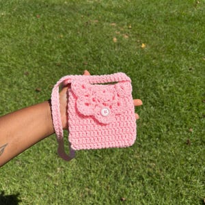sac à main au crochet fait main pour petite fille