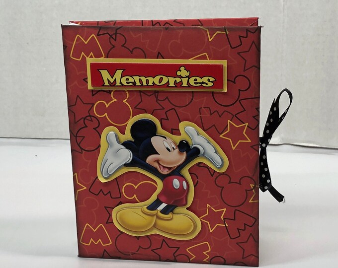 Featured listing image: Disney Keepsake Mini-Album