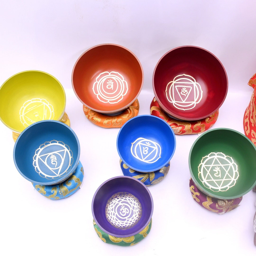 Singing Bowl Set of 7 Seven Chakra Colors Singing Bowl Set Yoga ...