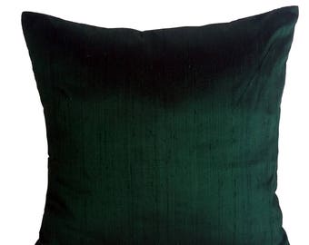 Dark green pillow. Forest green dupioni silk cushion cover. Jungle green Decorative home decor. Custom made. 12 to 26 inches. Oblong sizes.