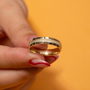 Modern Solid Gold Mens Wedding Band, 10k, 14k, 18k Gold Ring, Wedding Ring for Men, Mens Wedding Ring, Comfort Fit Ring, Personalized Rings.