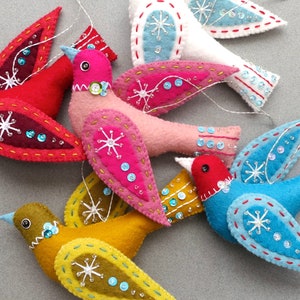 Snow Bird PDF pattern for a hand sewn wool felt ornament image 7