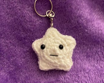 Crocheted Star Keychain – Amigurumi Plush Bag Charm