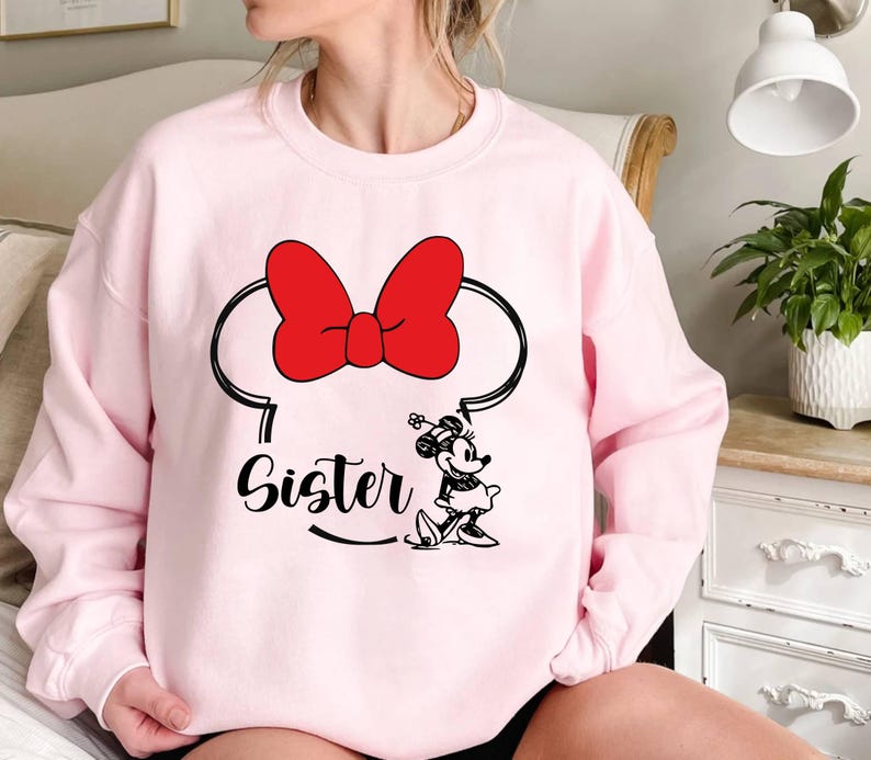 Custom Name Disney Family Matching Trip Sweatshirt, Mickey Minnie Sweater,Disney Mickey and Minnie Birthday Family Sweat,Disneyland Birthday bild 6