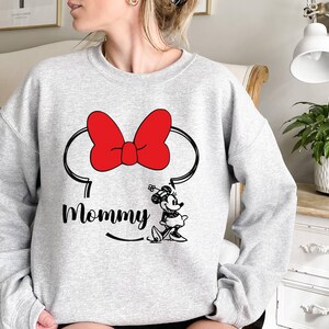 Custom Name Disney Family Matching Trip Sweatshirt, Mickey Minnie Sweater,Disney Mickey and Minnie Birthday Family Sweat,Disneyland Birthday bild 8