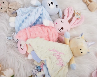 Amour de bébé personnalisé, prénom brodé doudou, Amour d'animal, doudou, cadeau de baby shower, cadeau de naissance