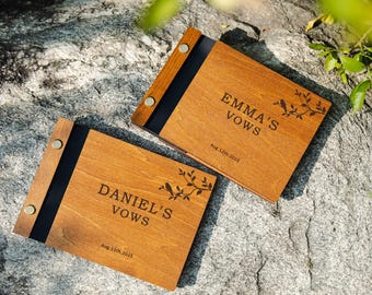 Libros de votos matrimoniales de madera personalizados: recuerdo grabado personalizado (juego de 2)