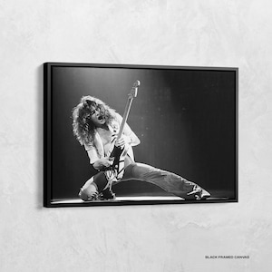 Póster de Eddie Van Halen, Impresión de una estrella de la guitarra, Lienzo de leyendas de la música, Decoración de pared para sala de música, Regalo para amantes de la guitarra, Blanco y negro