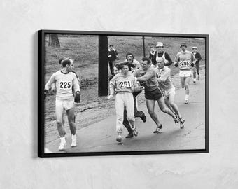 Kathrine Switzer First Female Marathon Runner Poster, Black and White Photo Print, Feminist Poster, Motivational Women Protest, Gift for Her