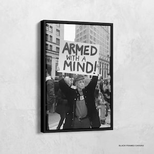 Armed With a Mind Poster, feministische Fotoprints, Frauenprotest-Wandkunst, schwarz-weiß, feministisches Poster, befähigte Frauen, Mädchen, Raumdekor