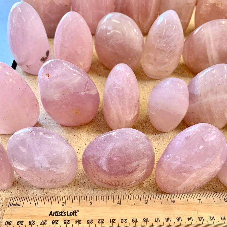 rose quartz heart photo