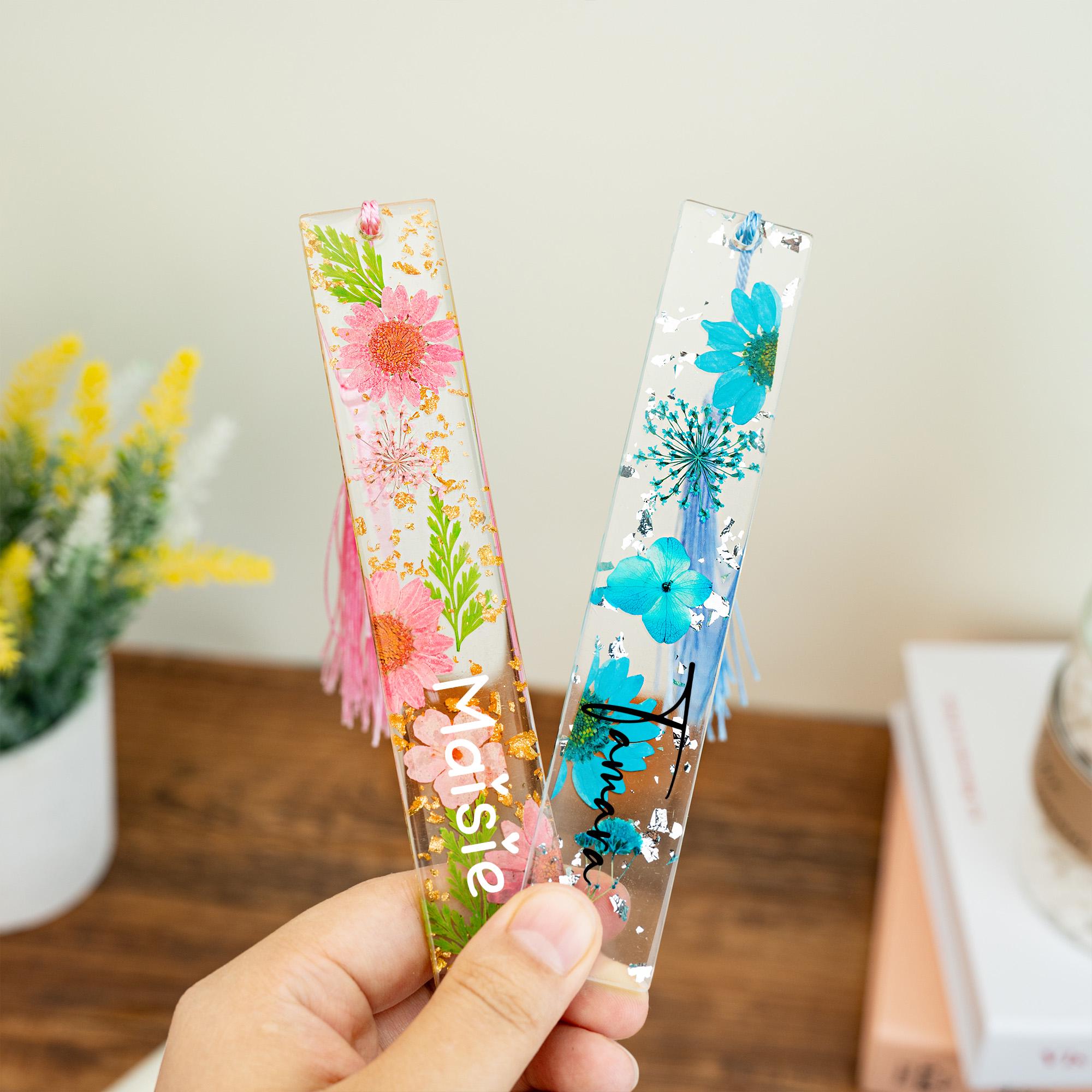 Custom Pressed Flower Resin Bookmark,Personalized Bookmark with Name,Bookmark for Teacher,Book Accessories,Daisy Bookmark,Book Lover Gift