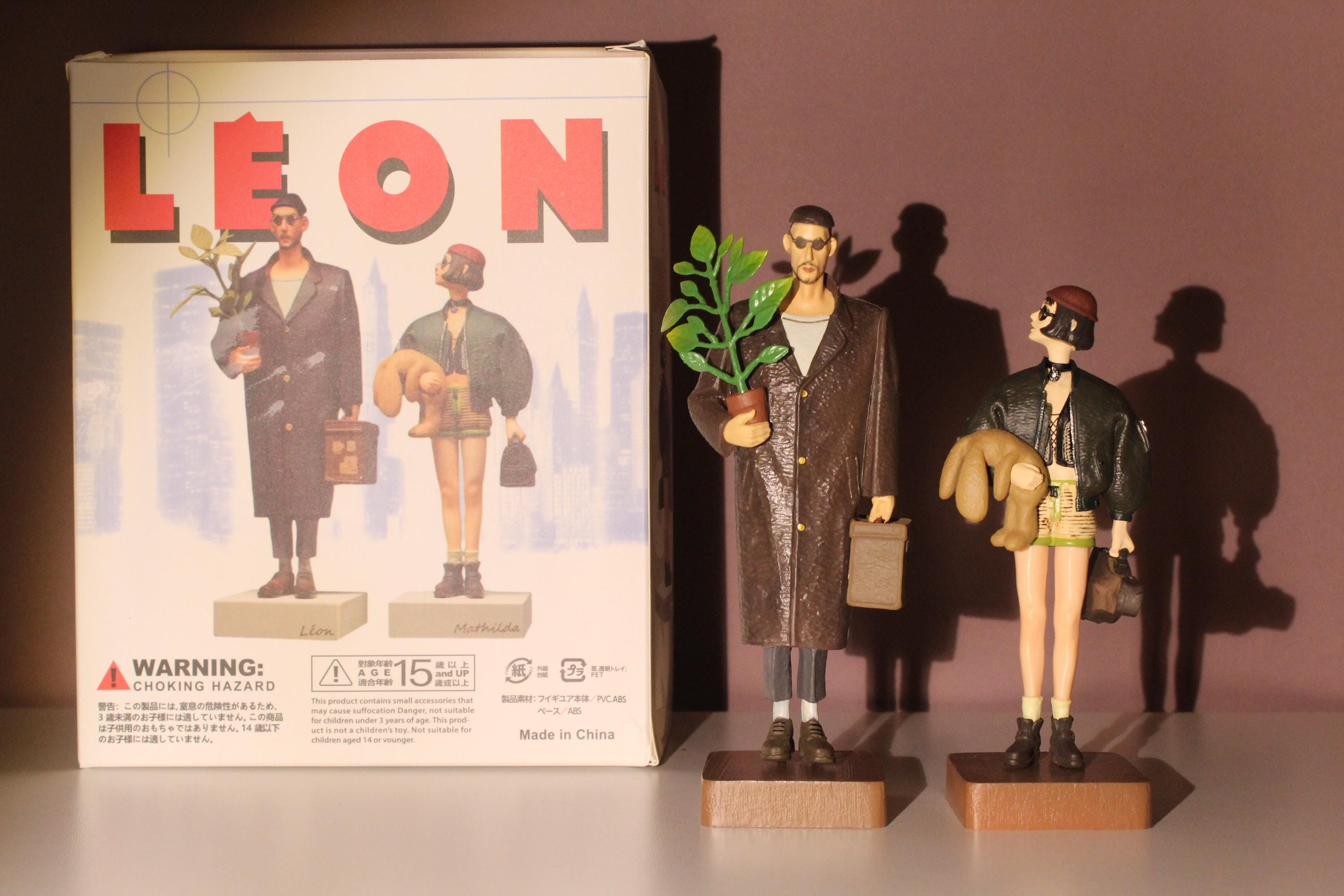 Leon : the Professional Leon Mathilda Movie Figure Toy
