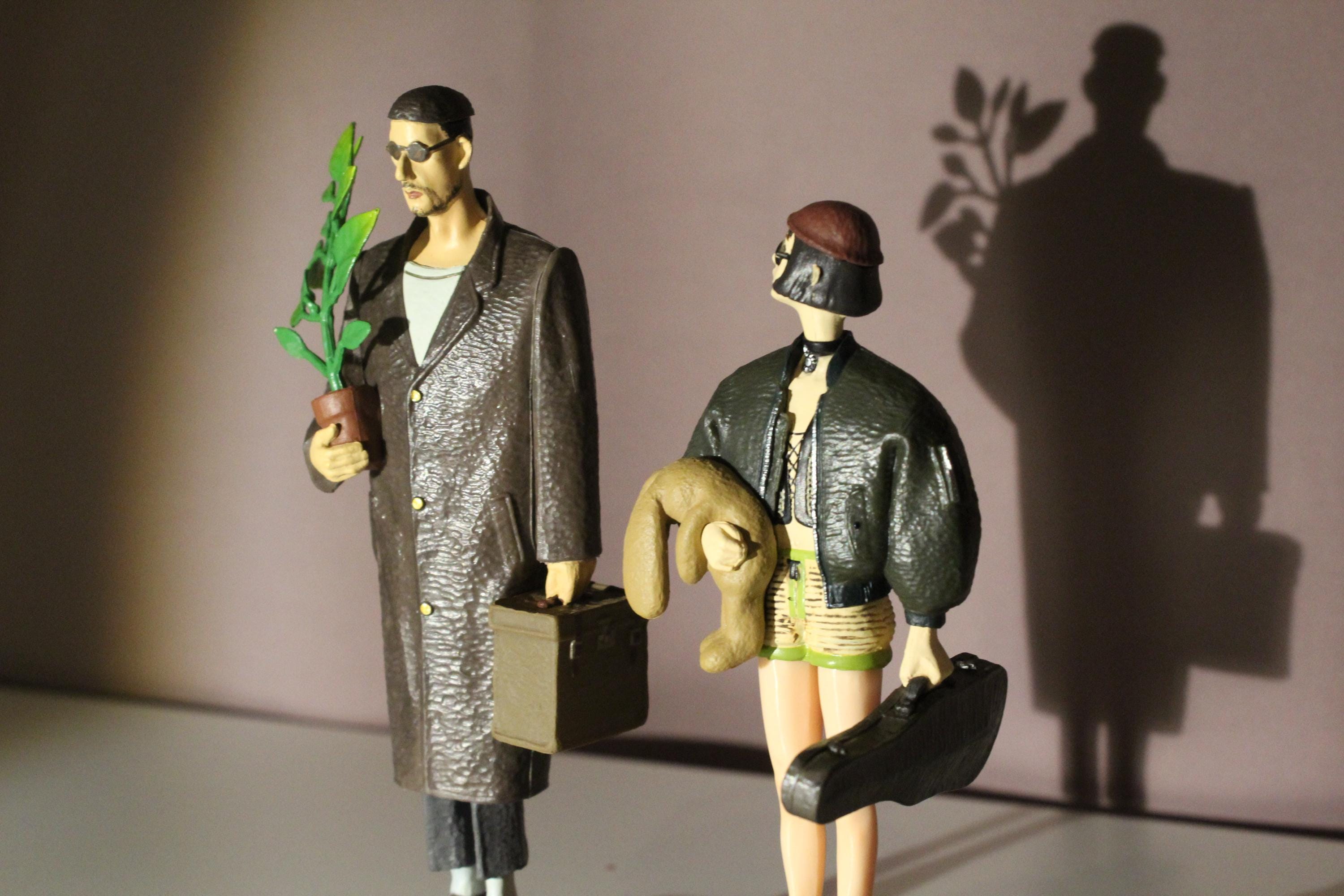 Leon : the Professional Leon Mathilda Movie Figure Toy