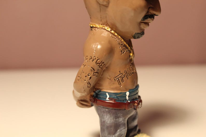 Tupac & Biggie : Mini Rapper Figures | Hip Hop Miniature Pac Figurine ...