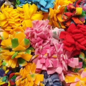 40 Small Fleece Balls, Pom Pom, Sugar glider, Rat, Ferret, pet, Small Animal, interactive toys, foraging