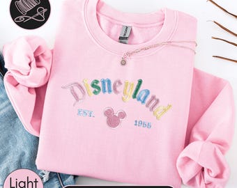 Sudadera Disney con bordado de arcoíris pastel - Cuello redondo suave y acogedor