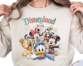 Sudadera de cuello redondo de Disneyland 2026, suéter para vacaciones en Disney, camiseta a juego para toda la familia de Disneyland, atuendo acogedor para un viaje a Disney.
