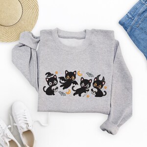 Sweat à capuche brodé chat noir, sweat-shirt chat d&#39;Halloween mignon avec lune et étoile, pull de broderie saison fantasmagorique cadeau chaton doux et effrayant