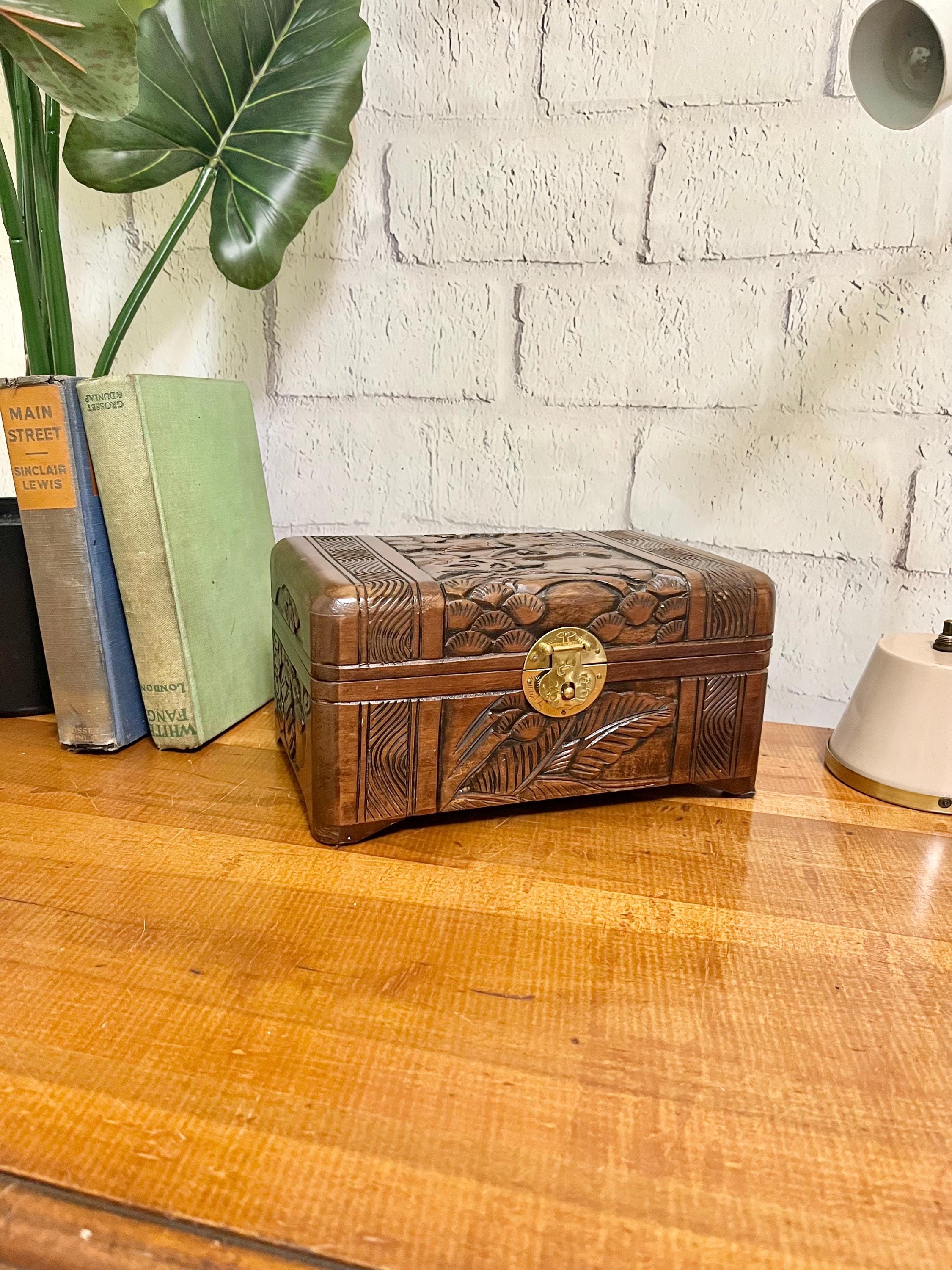 ヴィンテージの手作り彫刻木箱、鶴、アジアンガーデン - Etsy 日本