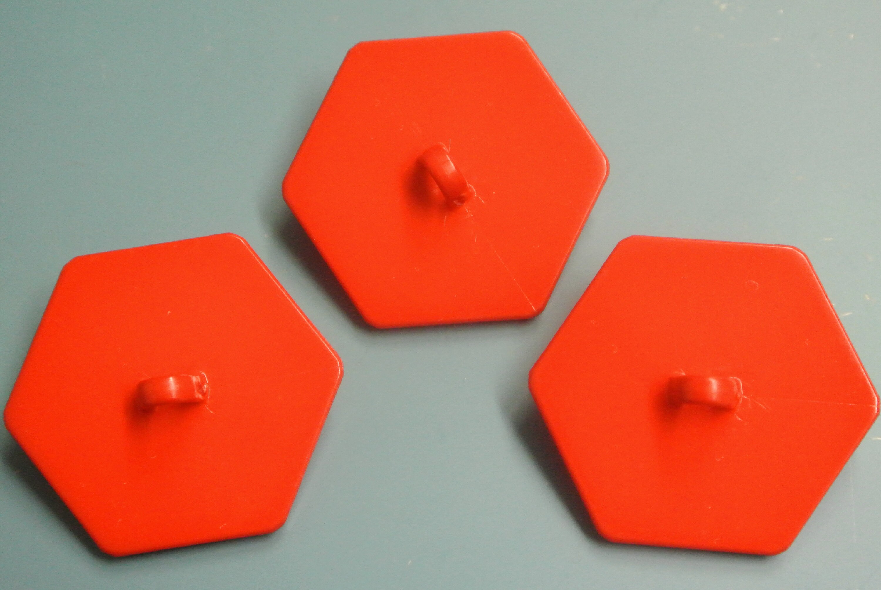 Lot De 6 Boutons Vintage Transparents Rouges - Diamètre 2,3 Cm - Occasion