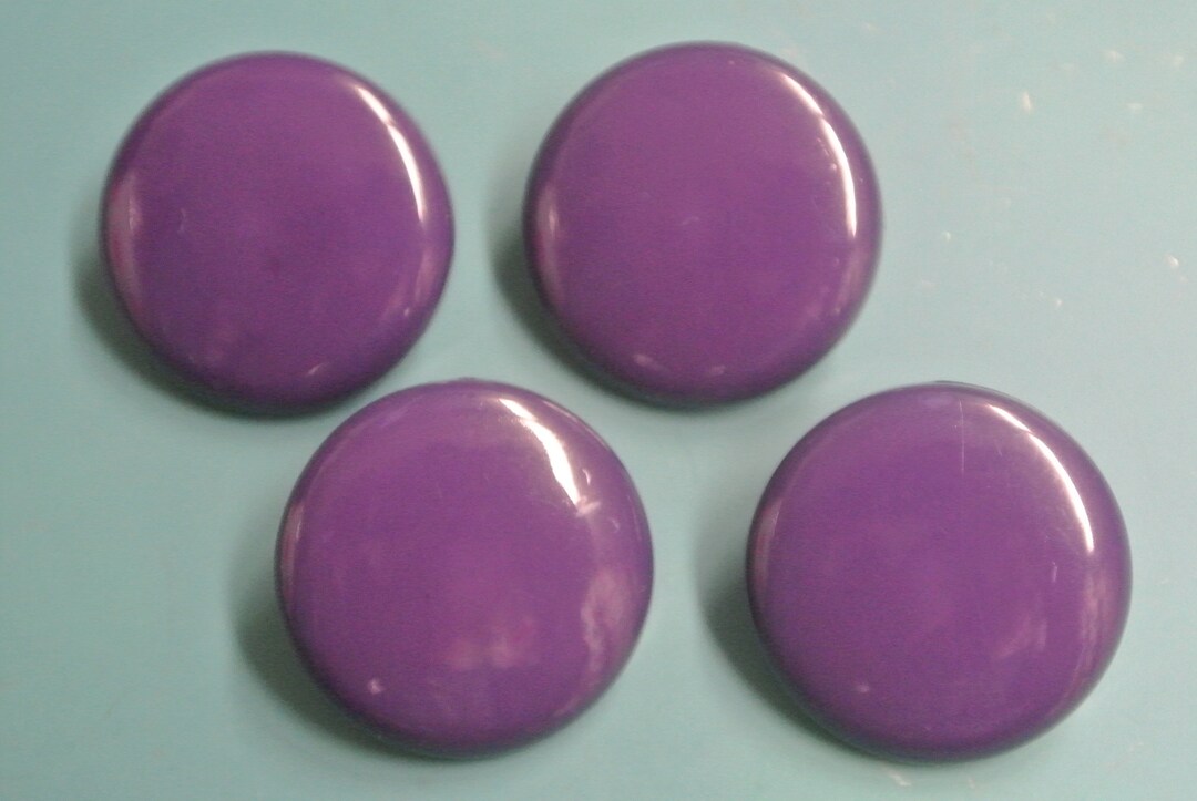 Lot De 12 Boutons Vintage Carrés 24x24 Mm - Plastique Violet, Occasion