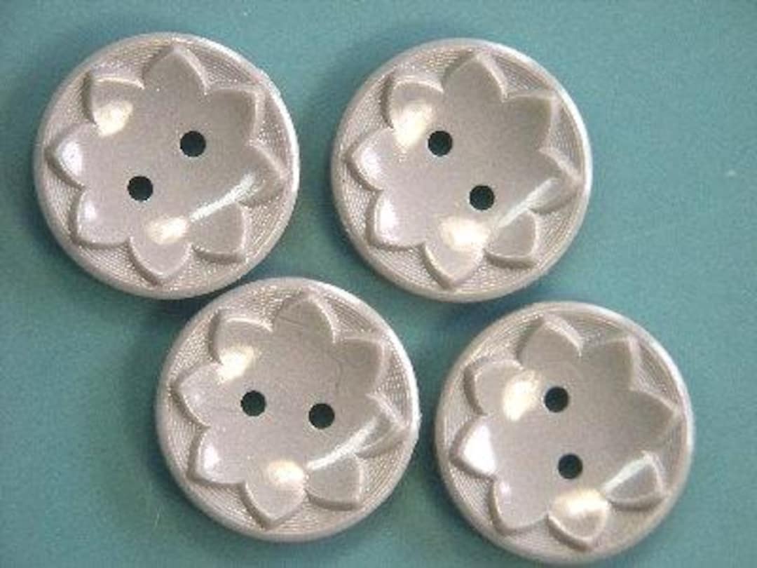Bouton Vintage Ancien Forme Fleur - Centre Gris, Bi-matière - Occasion (origine France)