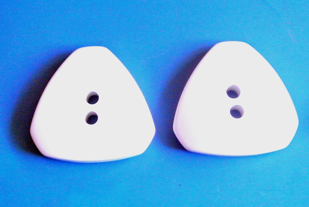 Triangular Back Button Vintage 1980s White Triangular Buttons: Sewing Decoration (lot of 4) - Etsy
